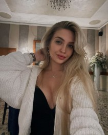 Фото проститутки Даша №3 в городе Магадан